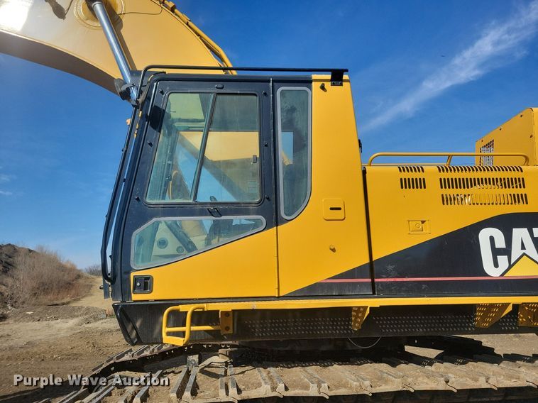 image for item DG0428 2000 Caterpillar 365BL excavator