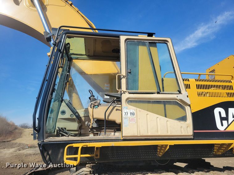 image for item DG0428 2000 Caterpillar 365BL excavator