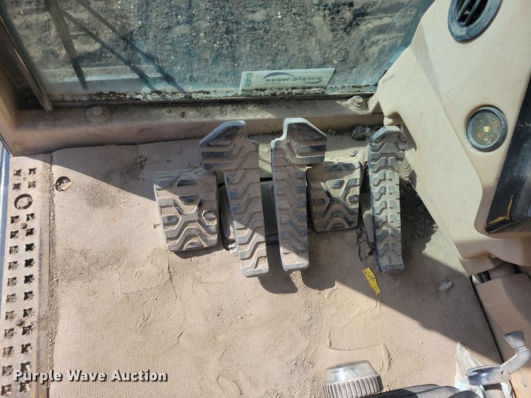 image for item DG0428 2000 Caterpillar 365BL excavator