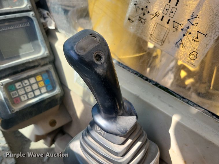 image for item DG0428 2000 Caterpillar 365BL excavator