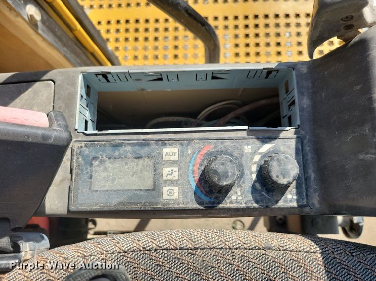 image for item DG0428 2000 Caterpillar 365BL excavator