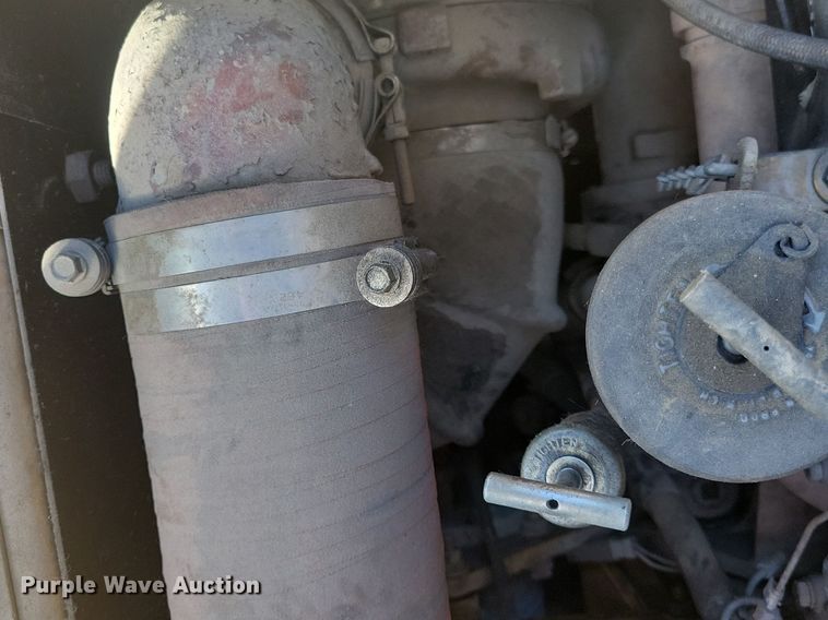 image for item DG0428 2000 Caterpillar 365BL excavator