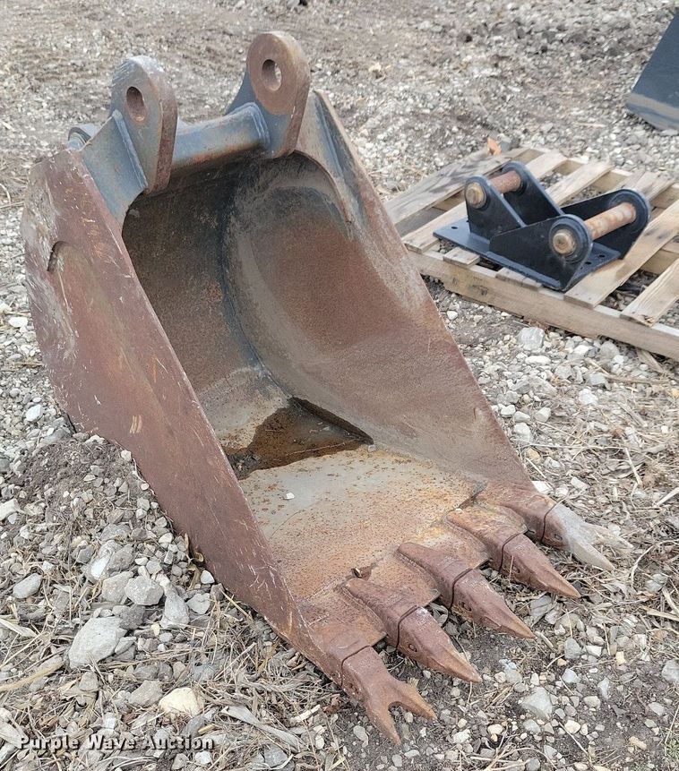 image for item DG0434 Case backhoe bucket