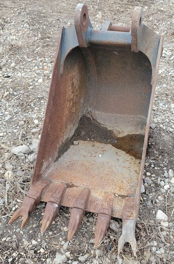 image for item DG0434 Case backhoe bucket
