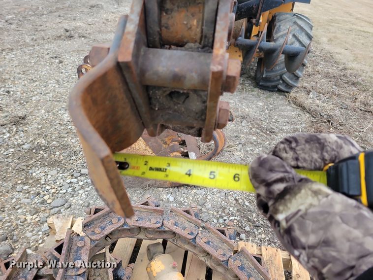 image for item DG0436 2008 Astec RT1160 trencher