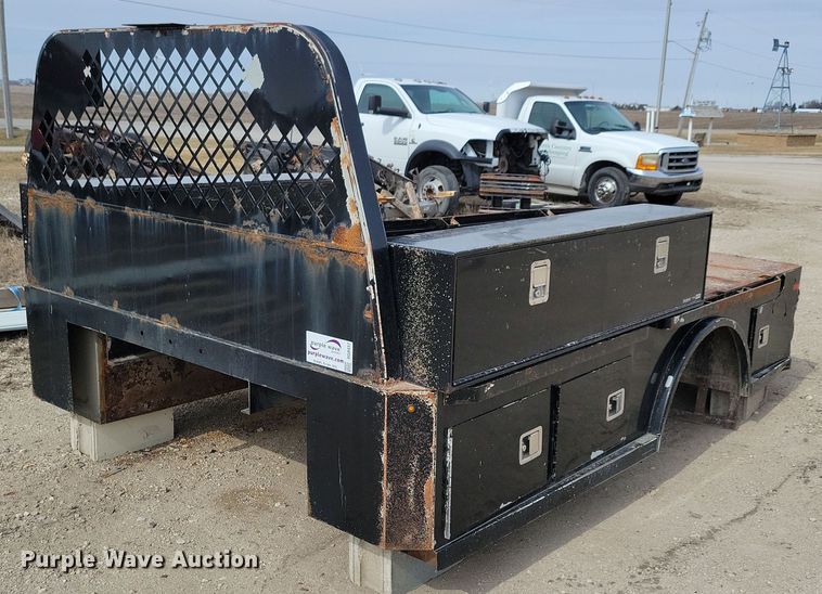 image for item DG0437 Knapheide flatbed