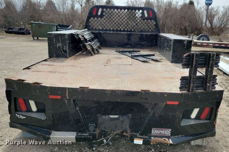 image for item DG0437 Knapheide flatbed
