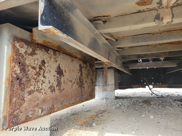 image for item DG0437 Knapheide flatbed