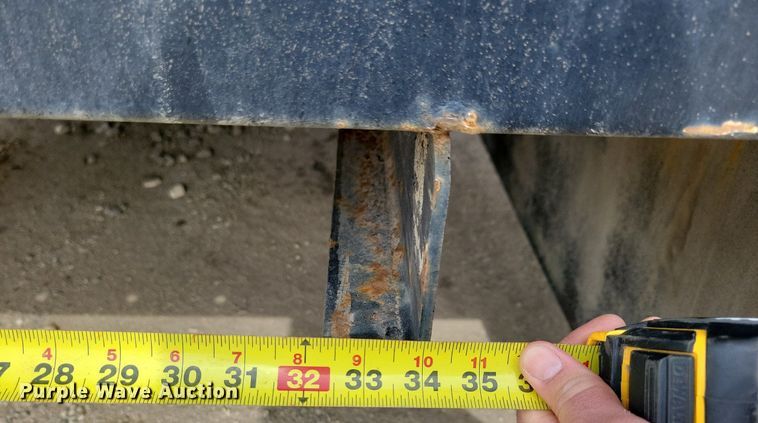 image for item DG0437 Knapheide flatbed