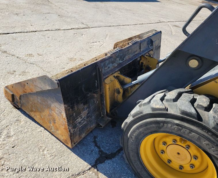 image for item DG0578 2012 John Deere 326D skid steer loader