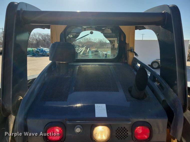 image for item DG0578 2012 John Deere 326D skid steer loader