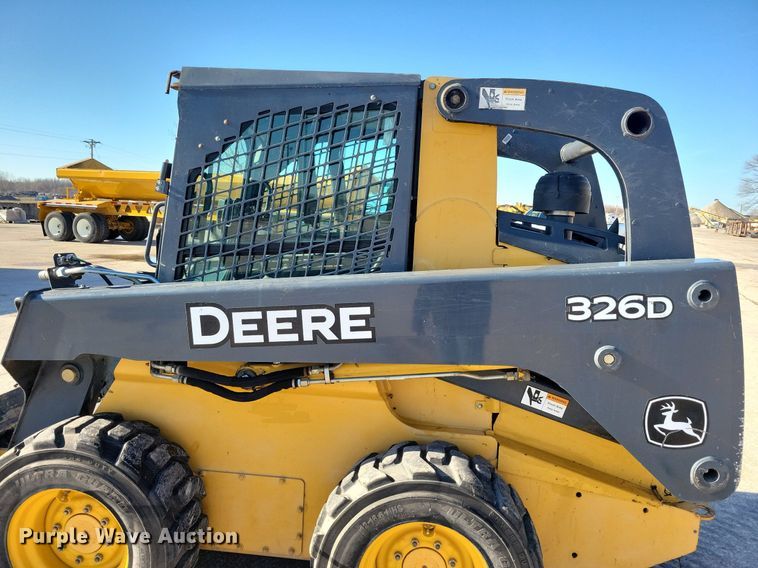image for item DG0578 2012 John Deere 326D skid steer loader