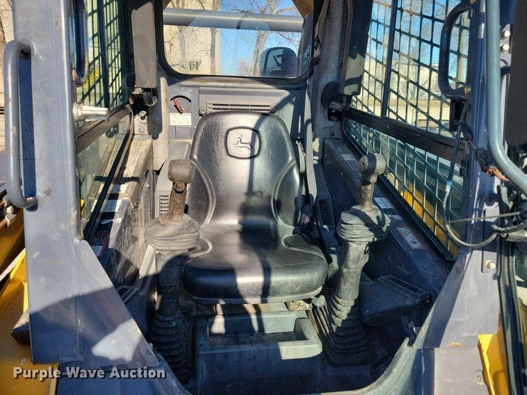 image for item DG0578 2012 John Deere 326D skid steer loader