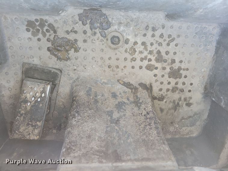 image for item DG0578 2012 John Deere 326D skid steer loader