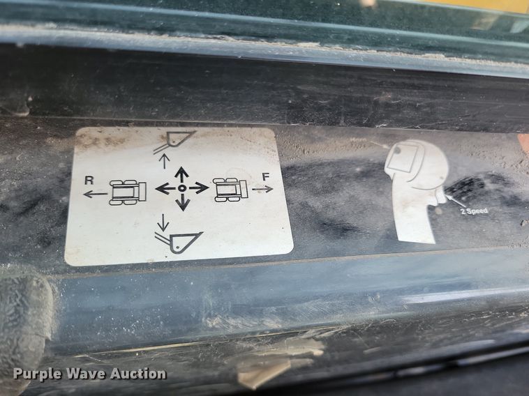 image for item DG0578 2012 John Deere 326D skid steer loader