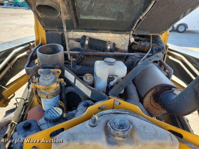 image for item DG0578 2012 John Deere 326D skid steer loader