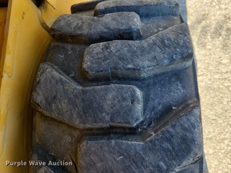 image for item DG0578 2012 John Deere 326D skid steer loader