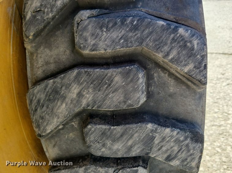 image for item DG0578 2012 John Deere 326D skid steer loader