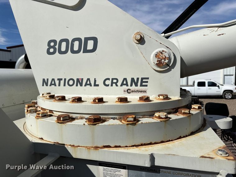 image for item DG4277 2014 Peterbilt 365 crane truck