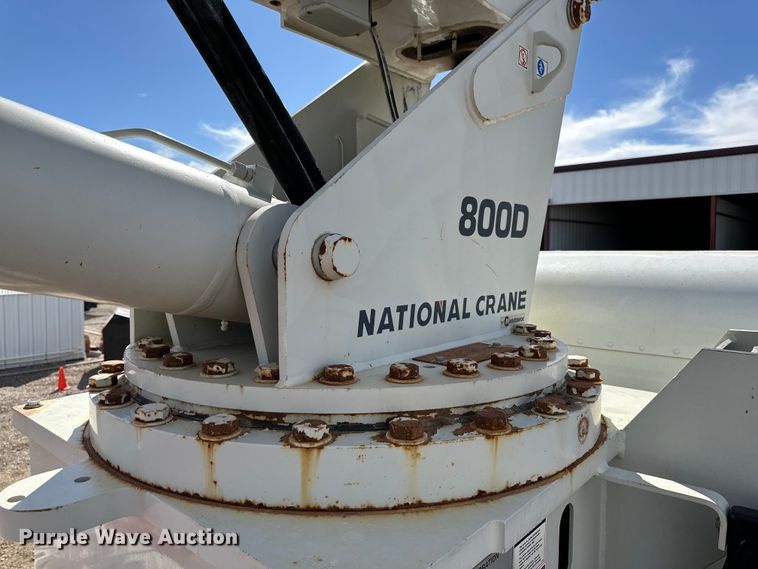 image for item DG4277 2014 Peterbilt 365 crane truck