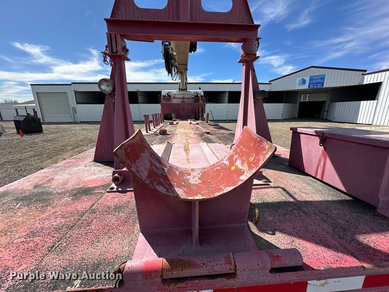 image for item DG4277 2014 Peterbilt 365 crane truck