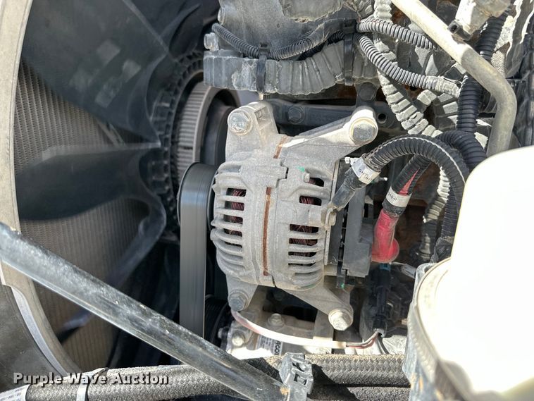 image for item DG4277 2014 Peterbilt 365 crane truck