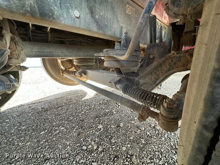 image for item DG4277 2014 Peterbilt 365 crane truck