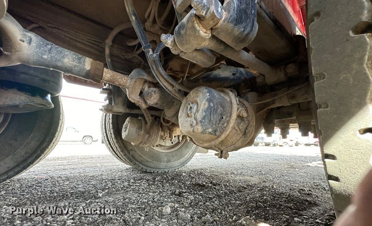 image for item DG4277 2014 Peterbilt 365 crane truck