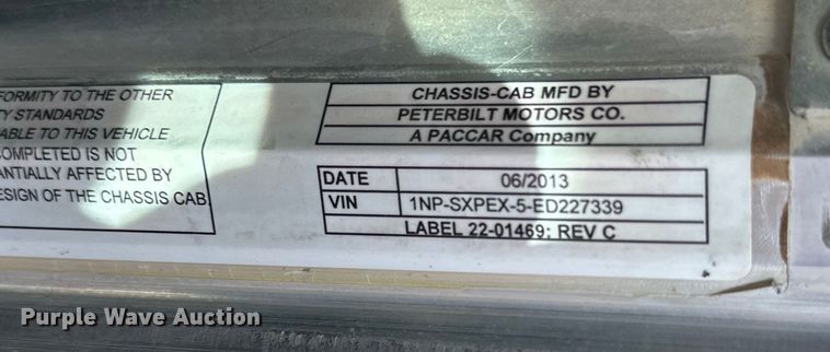 image for item DG4277 2014 Peterbilt 365 crane truck