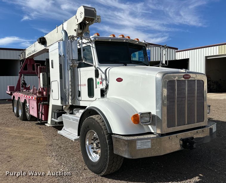 image for item DG4278 2015 Peterbilt  365 crane truck