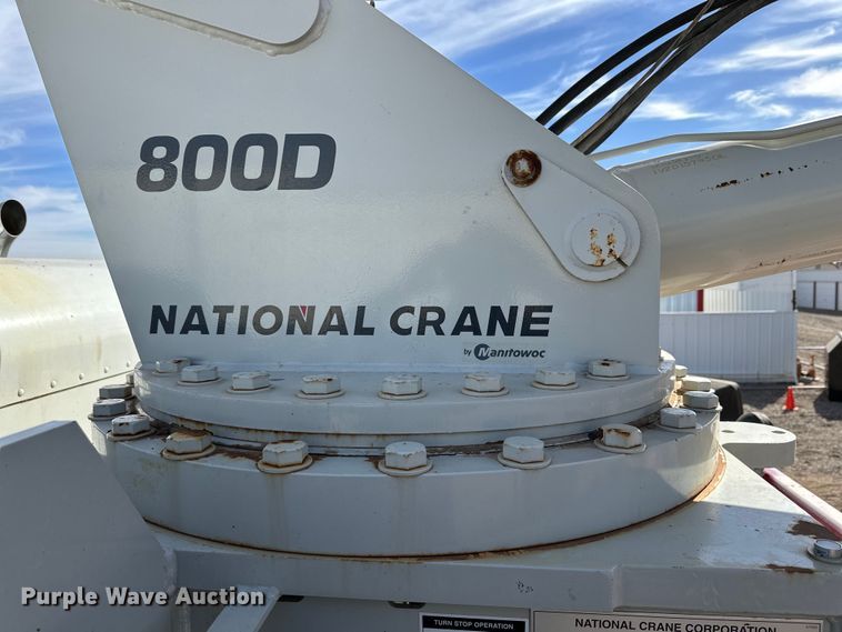 image for item DG4278 2015 Peterbilt  365 crane truck