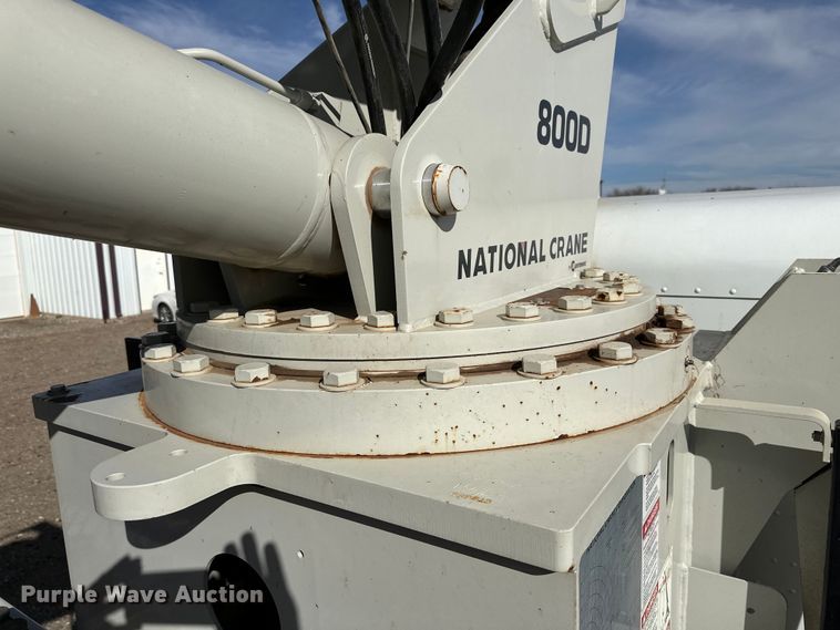 image for item DG4278 2015 Peterbilt  365 crane truck