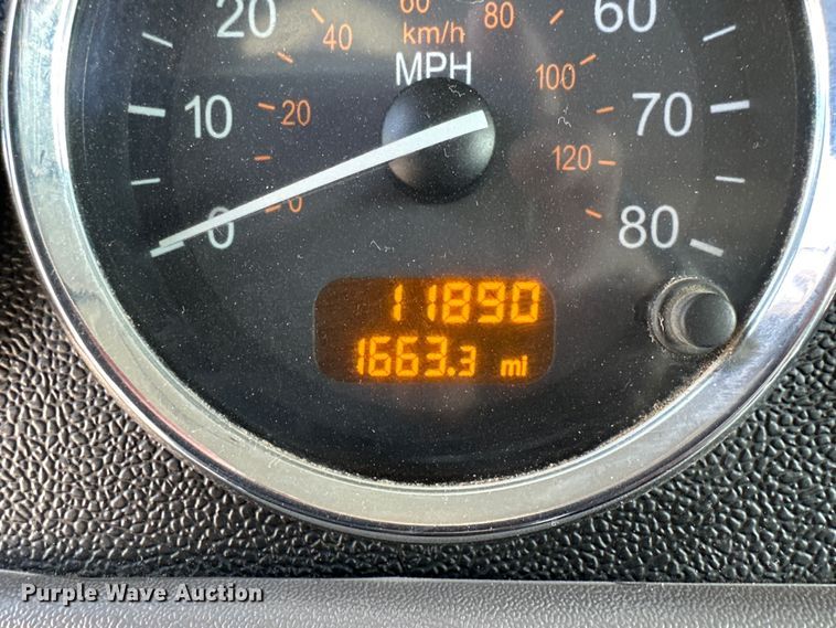 image for item DG4278 2015 Peterbilt  365 crane truck