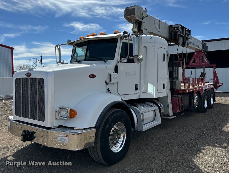 image for item DG4279 2012 Peterbilt 365 crane truck