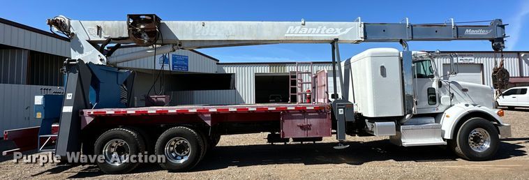 image for item DG4280 2016 Peterbilt 365 crane truck