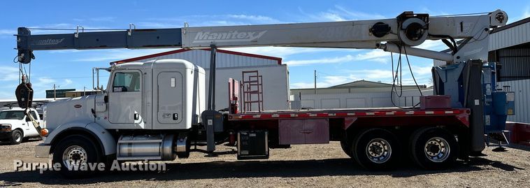 image for item DG4280 2016 Peterbilt 365 crane truck