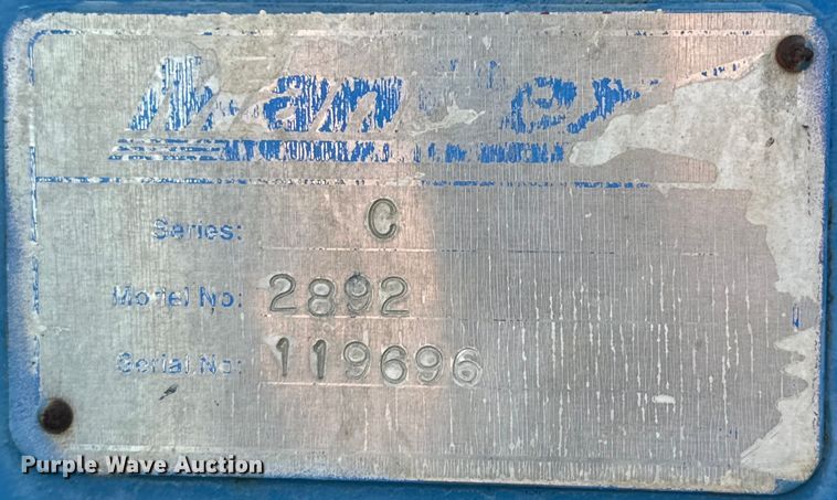 image for item DG4280 2016 Peterbilt 365 crane truck