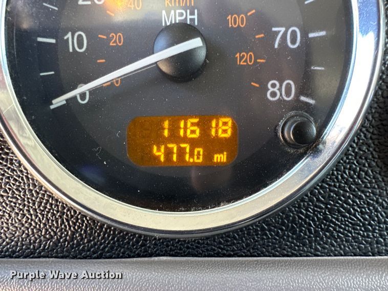 image for item DG4280 2016 Peterbilt 365 crane truck