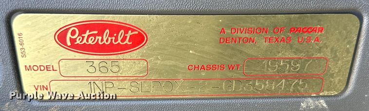 image for item DG4280 2016 Peterbilt 365 crane truck