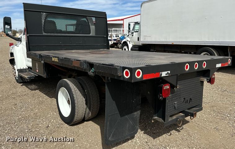 image for item DG4281 2007 Chevrolet  C5500 flatbed truck