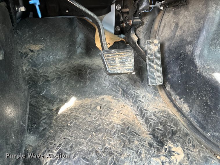 image for item DG4281 2007 Chevrolet  C5500 flatbed truck