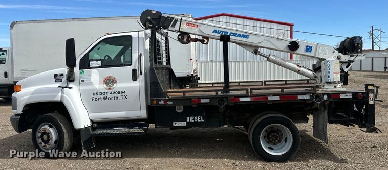 image for item DG4282 2006 Chevrolet C4500 flatbed truck