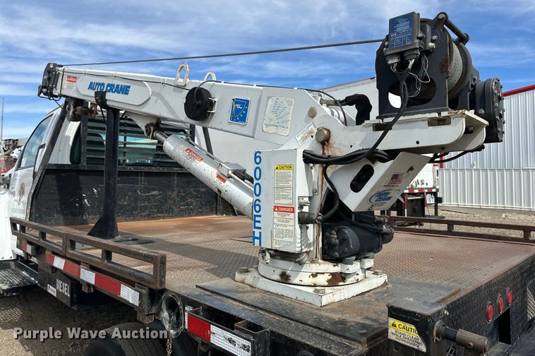 image for item DG4282 2006 Chevrolet C4500 flatbed truck