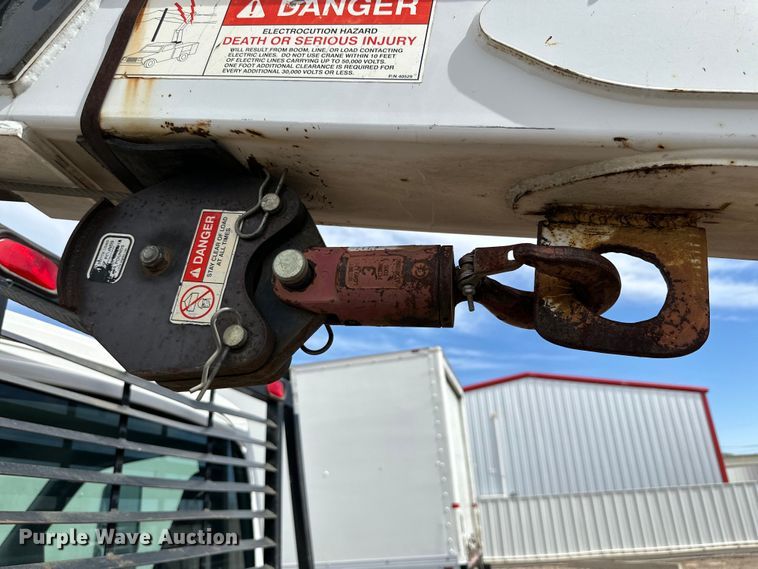 image for item DG4282 2006 Chevrolet C4500 flatbed truck