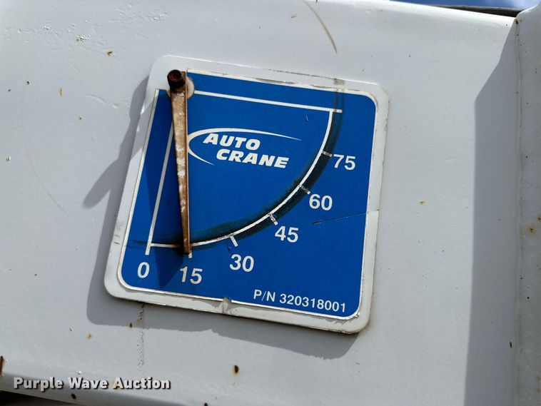 image for item DG4282 2006 Chevrolet C4500 flatbed truck