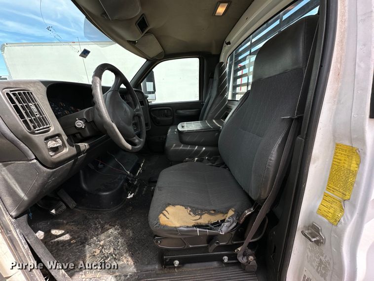 image for item DG4282 2006 Chevrolet C4500 flatbed truck