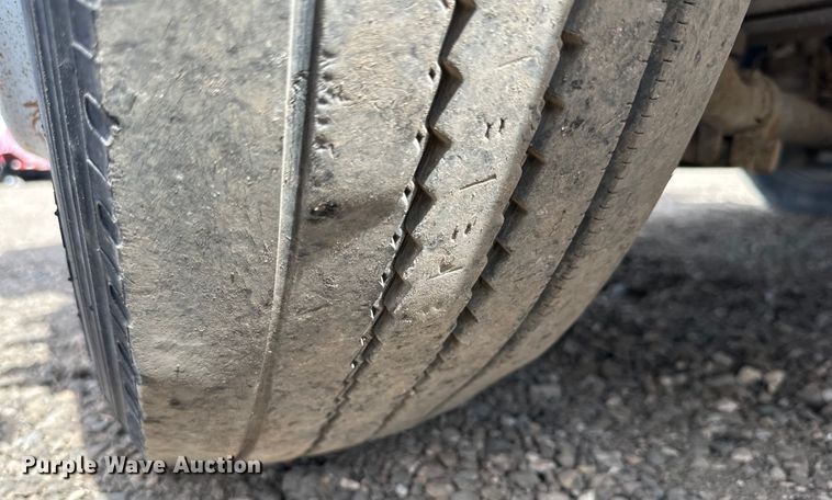 image for item DG4282 2006 Chevrolet C4500 flatbed truck