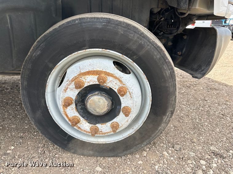 image for item DG4282 2006 Chevrolet C4500 flatbed truck