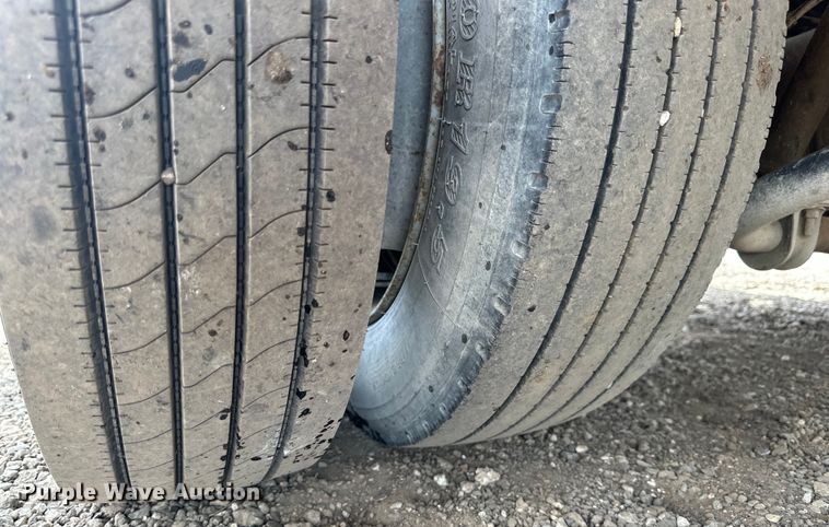 image for item DG4282 2006 Chevrolet C4500 flatbed truck