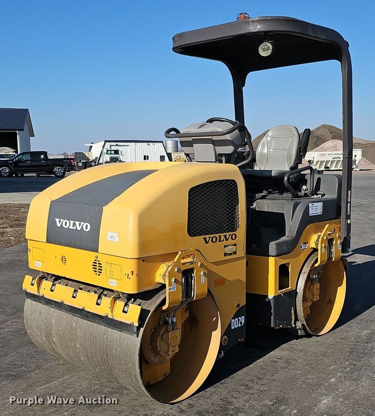 image for item DK0672 2013 Volvo DD29 double drum vibratory roller